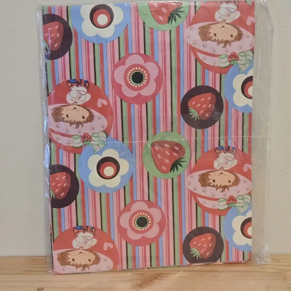 Vintage Strawberry Shortcake Fashion Wrap American‎ Greetings 8.33sq ft New